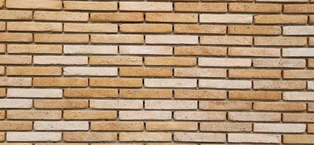 نمای دیوار اجراشده با آجر قزاقی
